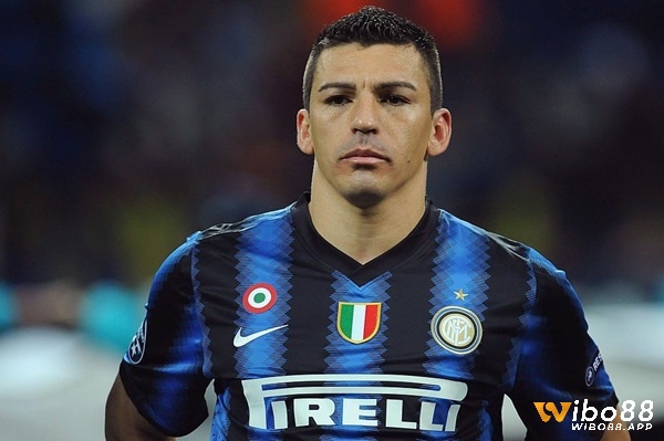Lucio luôn là một chốt chặn tin cậy ở hàng thủ của Inter